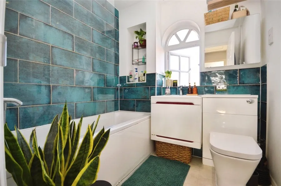with 2 bedrooms in Bishop's Stortford, CM23, photo 8