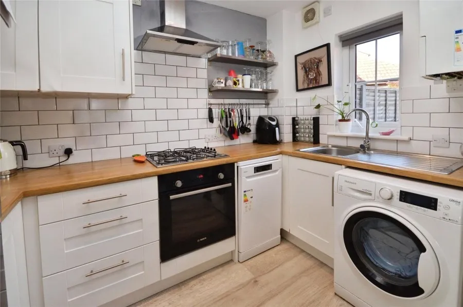 with 2 bedrooms in Bishop's Stortford, CM23, photo 16