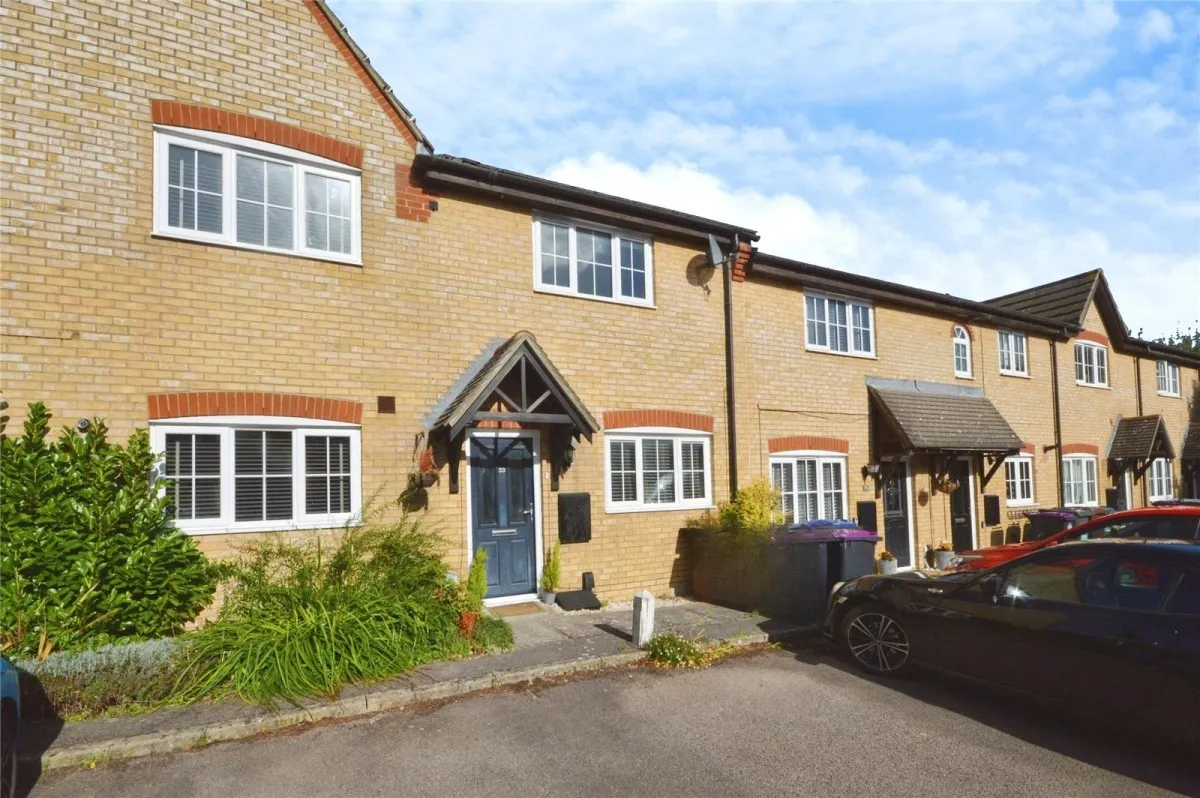 2 bed house for sale, with 2 bedrooms in Bishop's Stortford, CM23