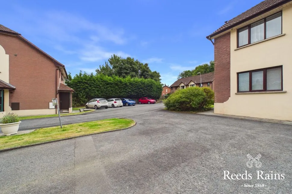 Knocklofty Court, Belfast, BT4, photo 12