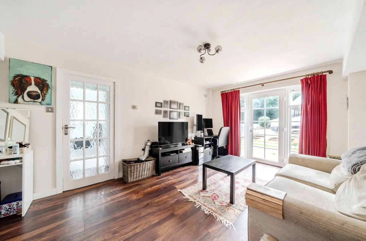 Lower Edgeborough Road, Guildford, GU1, photo 9