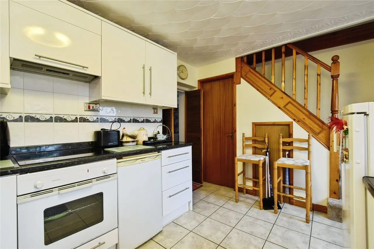 Orchard Street, Pontardawe, SA8, photo 7