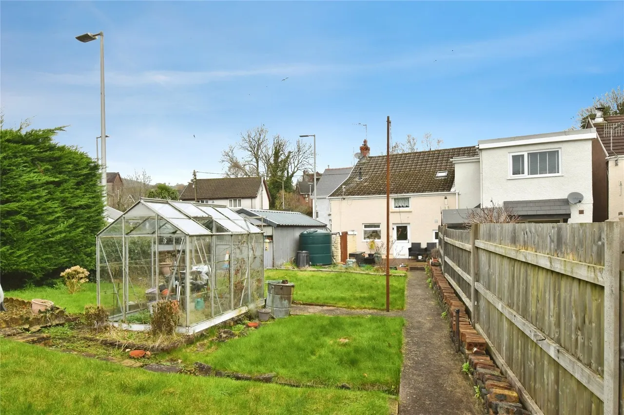 Orchard Street, Pontardawe, SA8, photo 16
