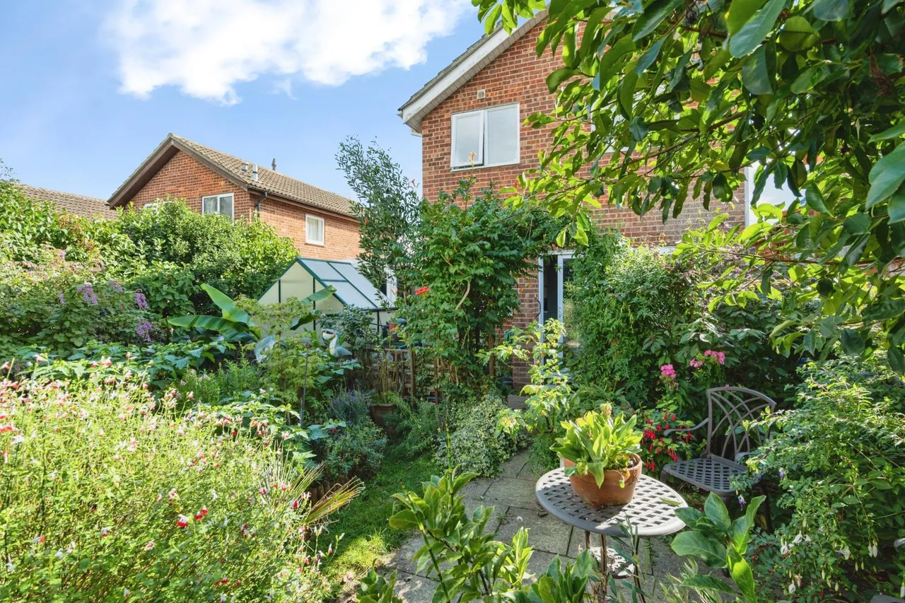 Queen Elizabeth Drive, Beccles, NR34, photo 26