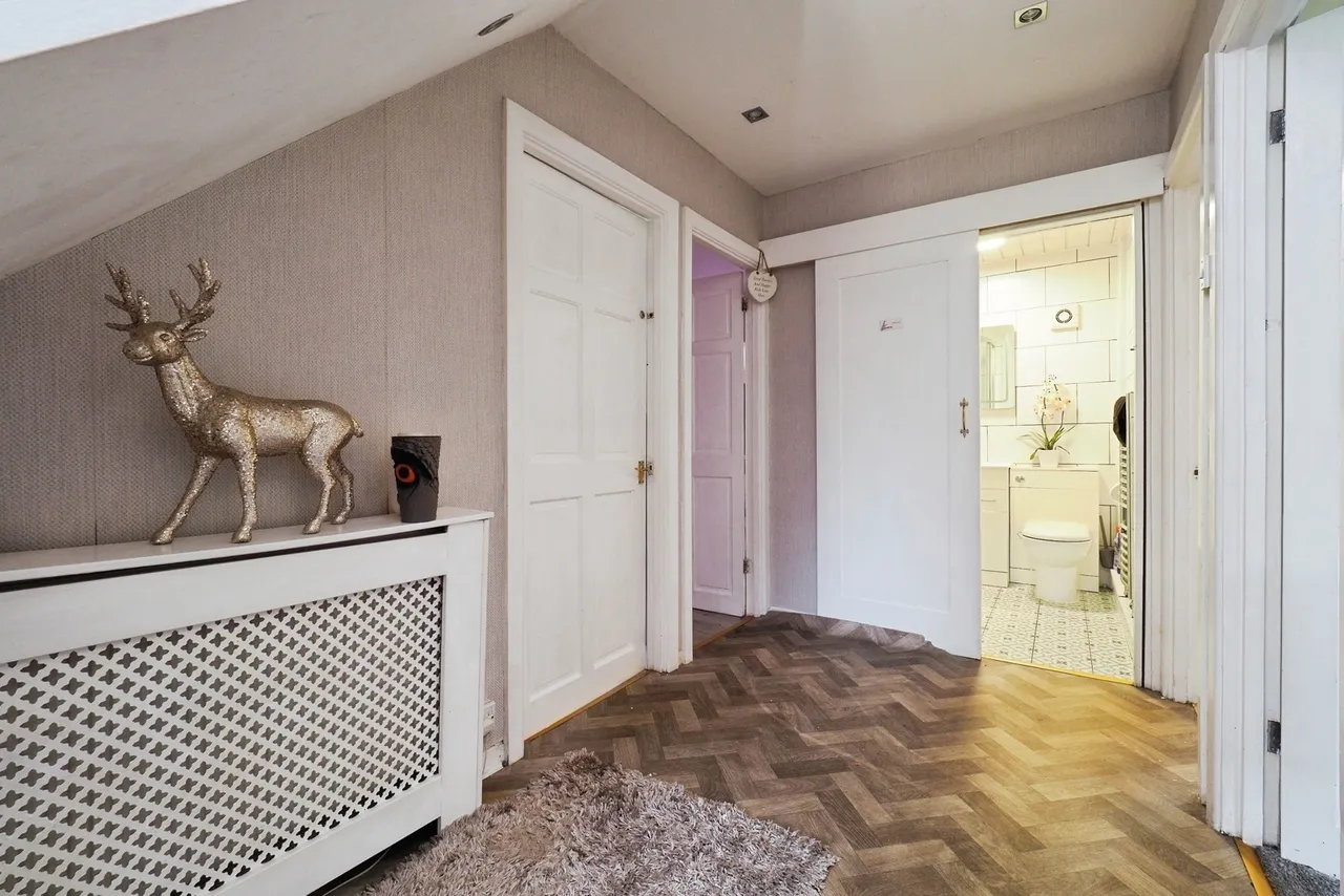 Scalford Drive, Wollaton, Nottingham, NG8, photo 15