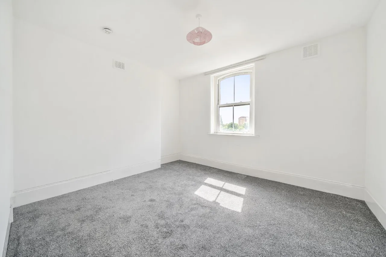 South Lambeth Road, Oval, London, SW8, photo 8