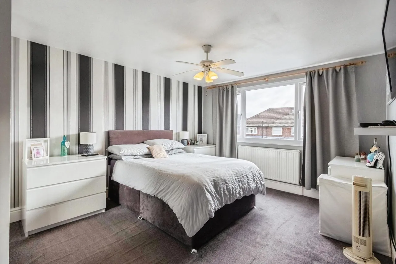 Orchard Drive, WAKEFIELD, West Yorkshire, WF4, photo 10
