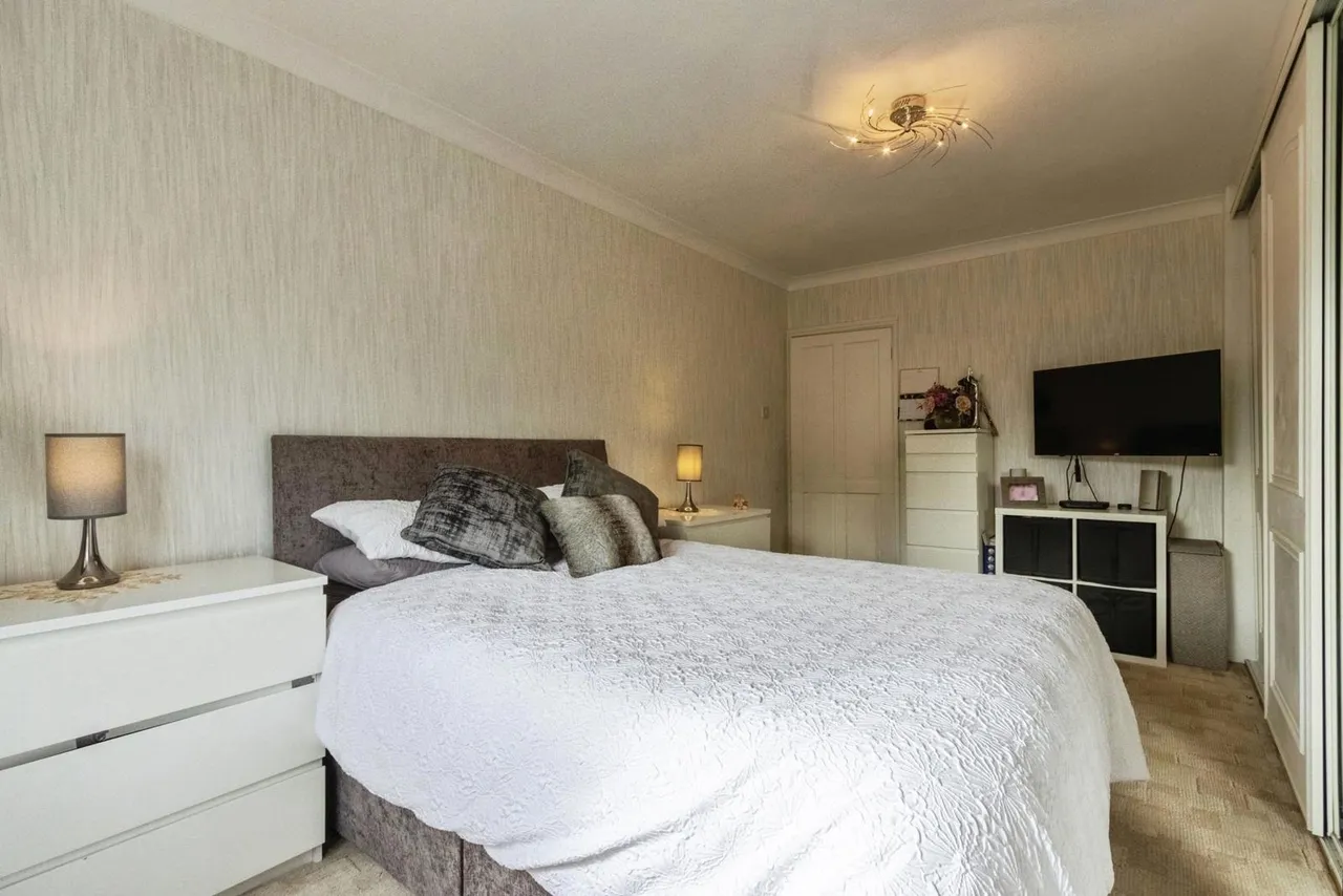 Orchard Drive, WAKEFIELD, West Yorkshire, WF4, photo 11