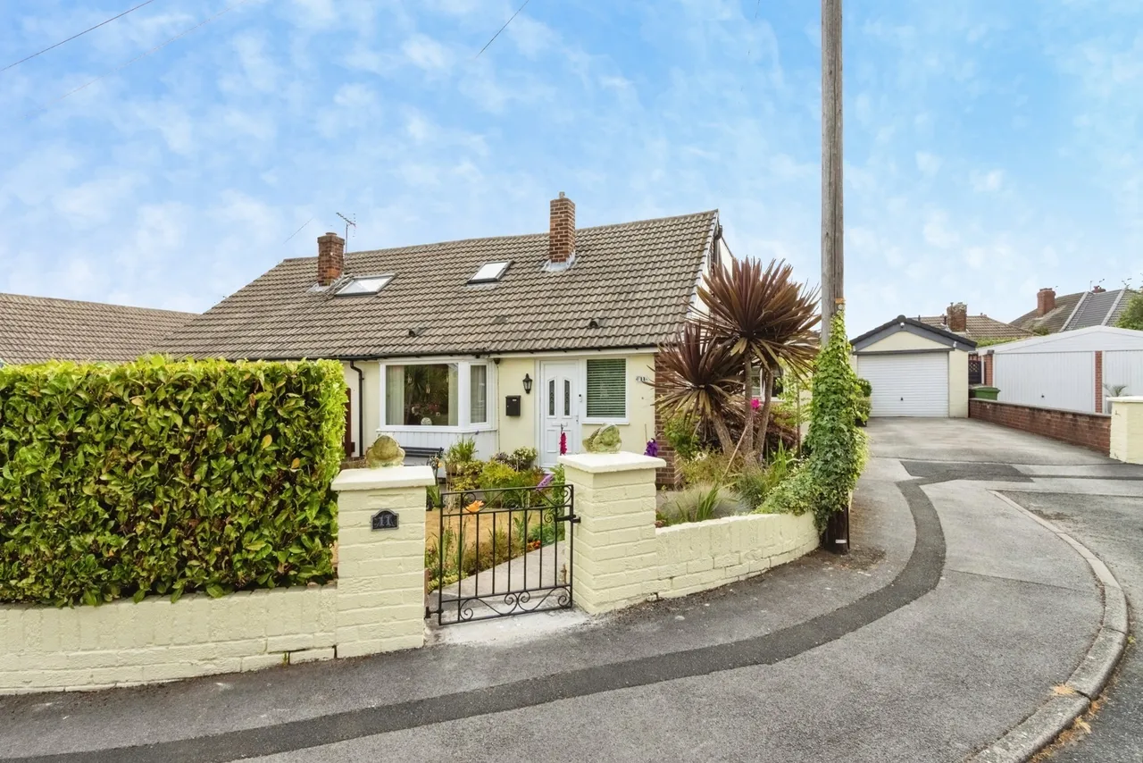 Orchard Drive, WAKEFIELD, West Yorkshire, WF4, photo 19
