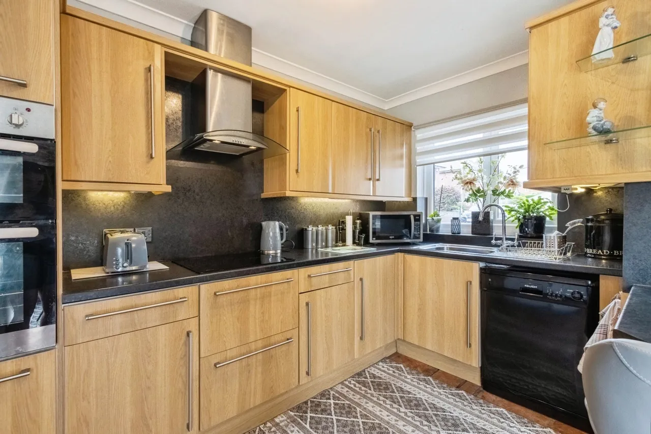 Orchard Drive, WAKEFIELD, West Yorkshire, WF4, photo 6
