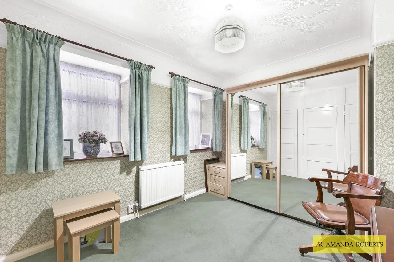 Antlers Hill, London, photo 17