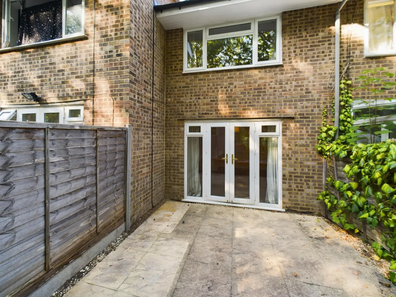 Compton Close, Hook, RG27, photo 9