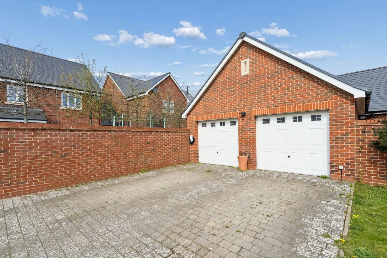 Lendon Grove, Gubblecote, HP23, photo 18