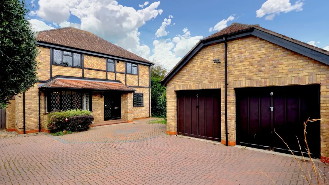 3 bed house for sale, Townsend Close, Wyton, PE28