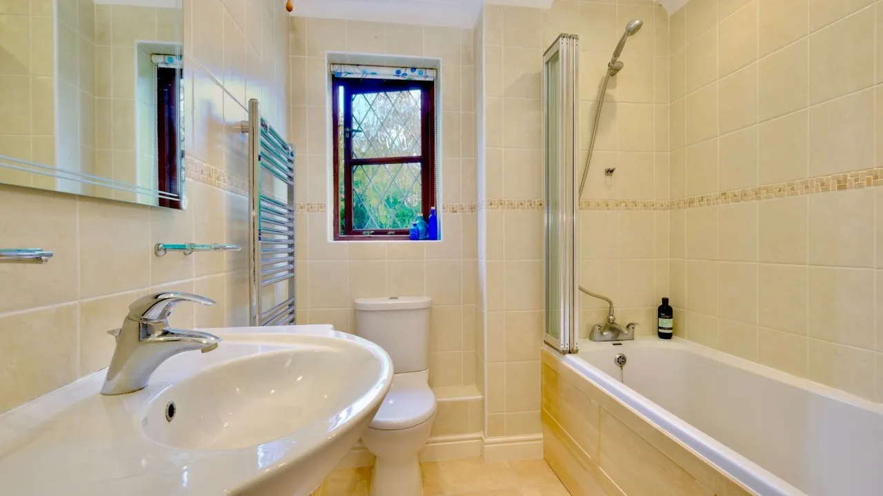 Townsend Close, Wyton, PE28, photo 13