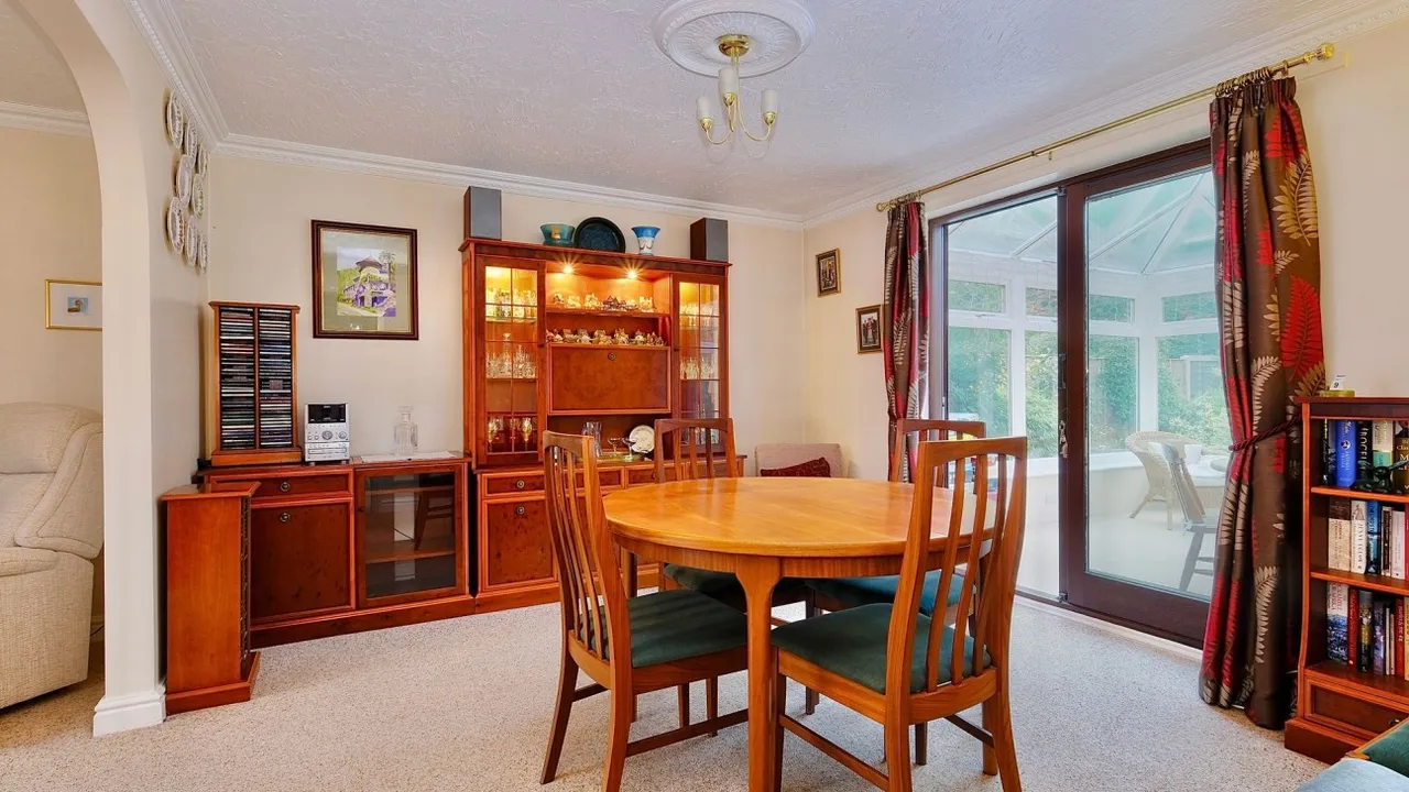Townsend Close, Wyton, PE28, photo 4