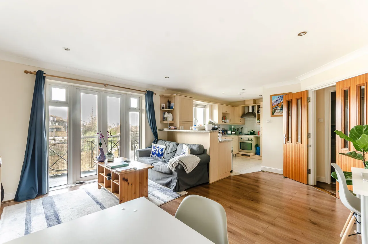 7 Vickery House, Rubens Place, London, photo 3