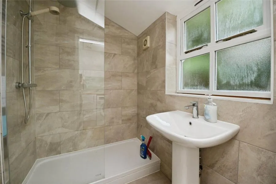 Claremont Road, London, E7, photo 21
