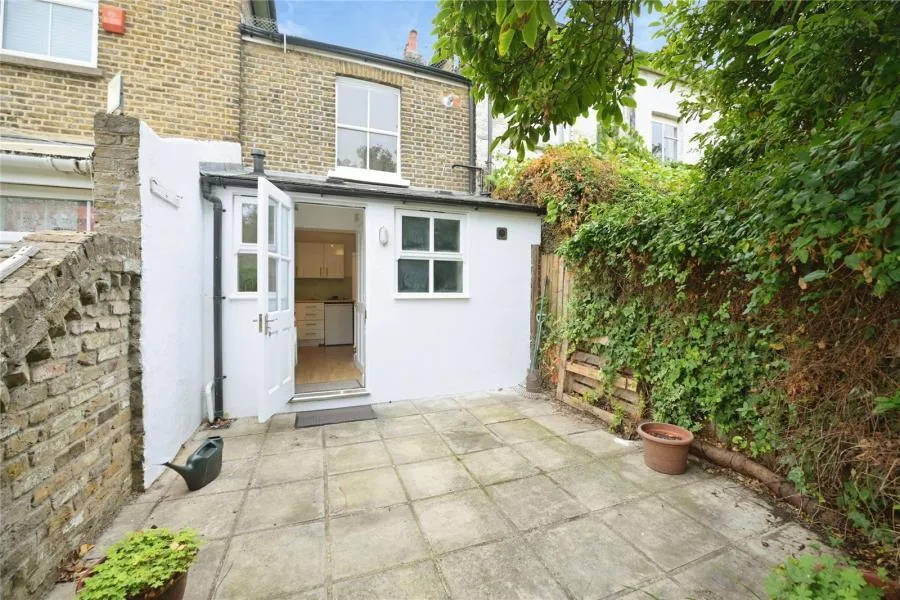 Claremont Road, London, E7, photo 27