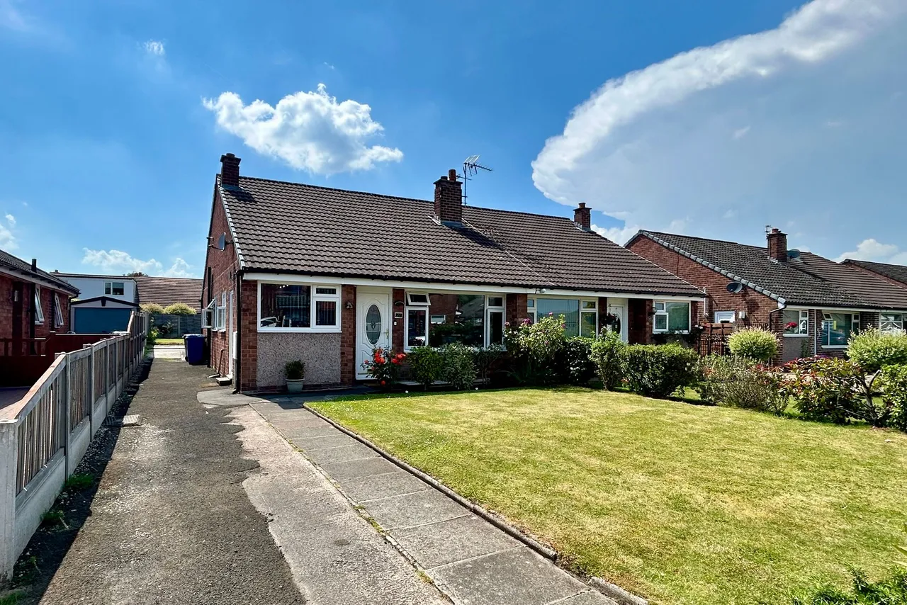 3 bed house for sale, Birchdale Avenue, Cheadle