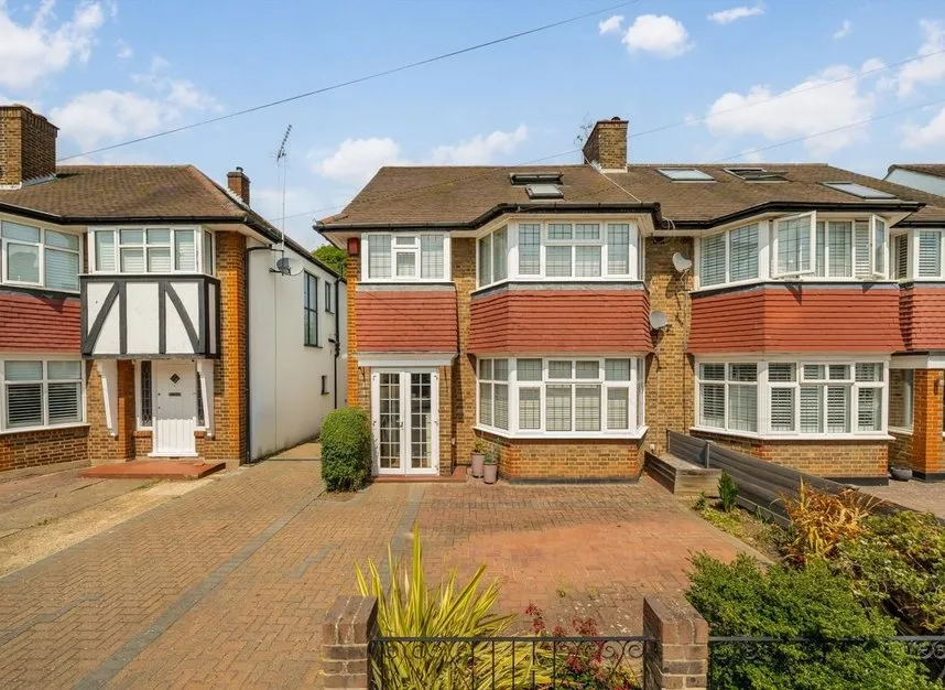 5 bed house for sale — Court Way, Twickenham, TW2