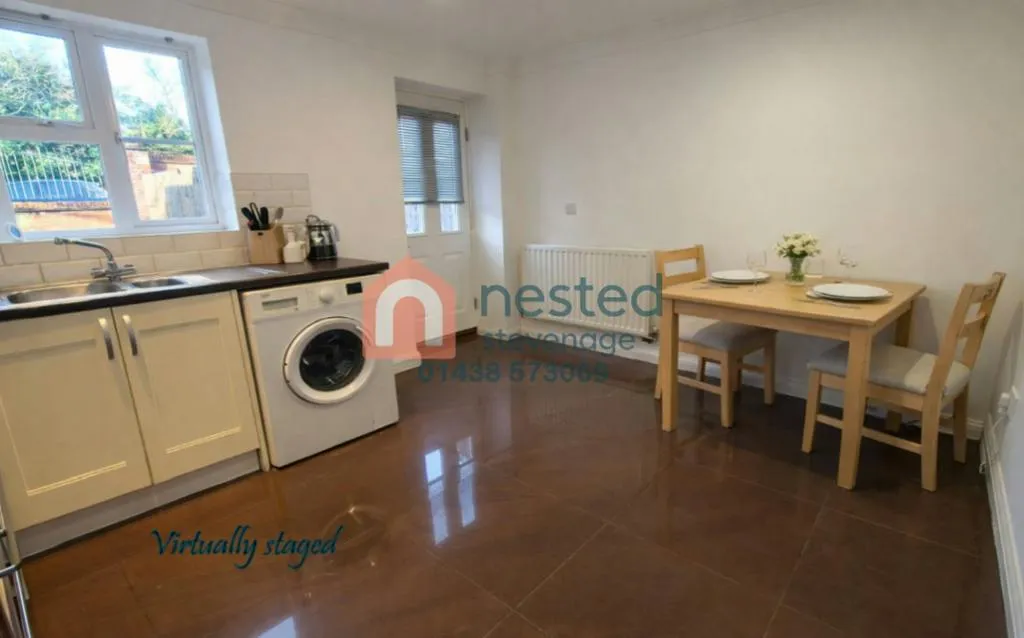 Mendip Way, Stevenage, SG1, photo 13