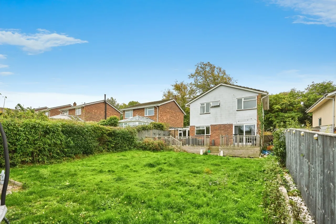 York Avenue, East Cowes, PO32, photo 14