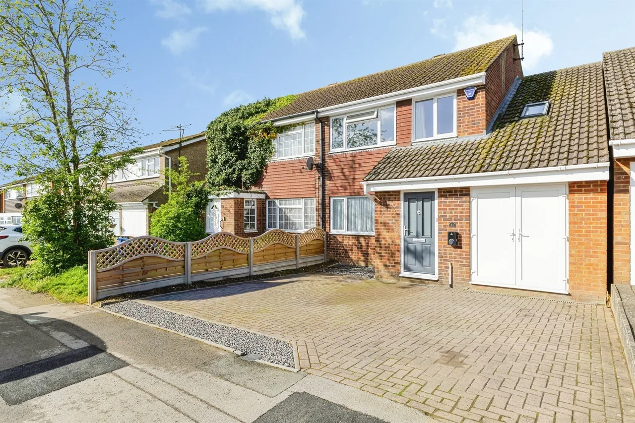 4 bed house for sale — Smitherway, Bugbrooke, Northampton