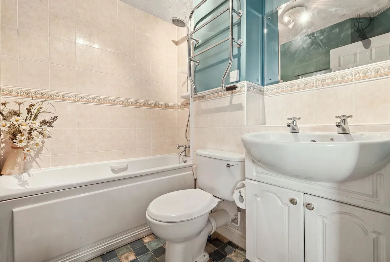 Forest Drive, Theydon Bois, CM16, photo 15