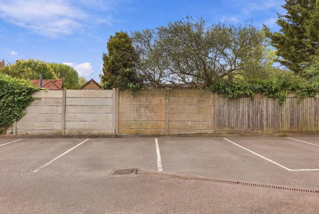 Forest Drive, Theydon Bois, CM16, photo 17