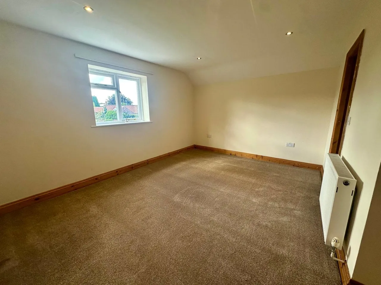 Front Street, Thirsk, YO7, photo 13