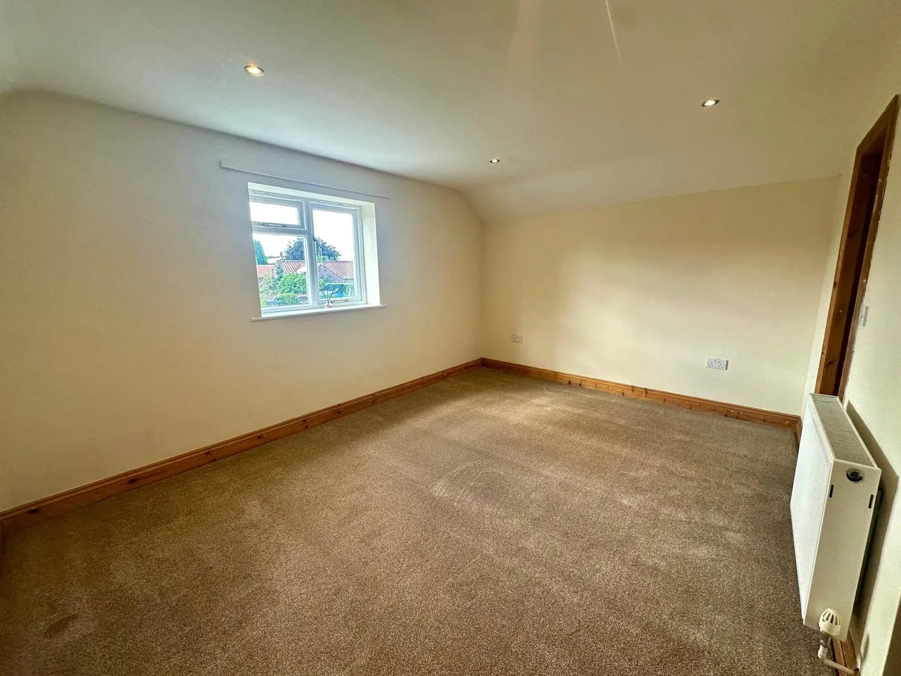 Front Street, Thirsk, YO7, photo 12