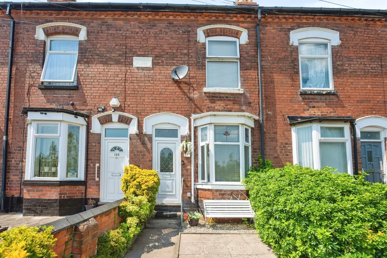 3 bed house for sale, Wiggin Street, Birmingham, B16