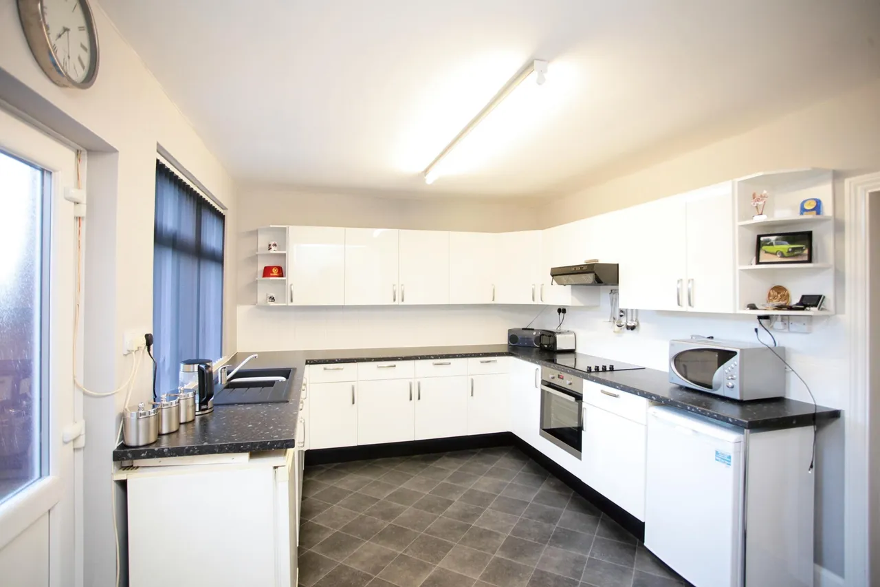 Rollason Road, Coventry, West Midlands, CV6, photo 2