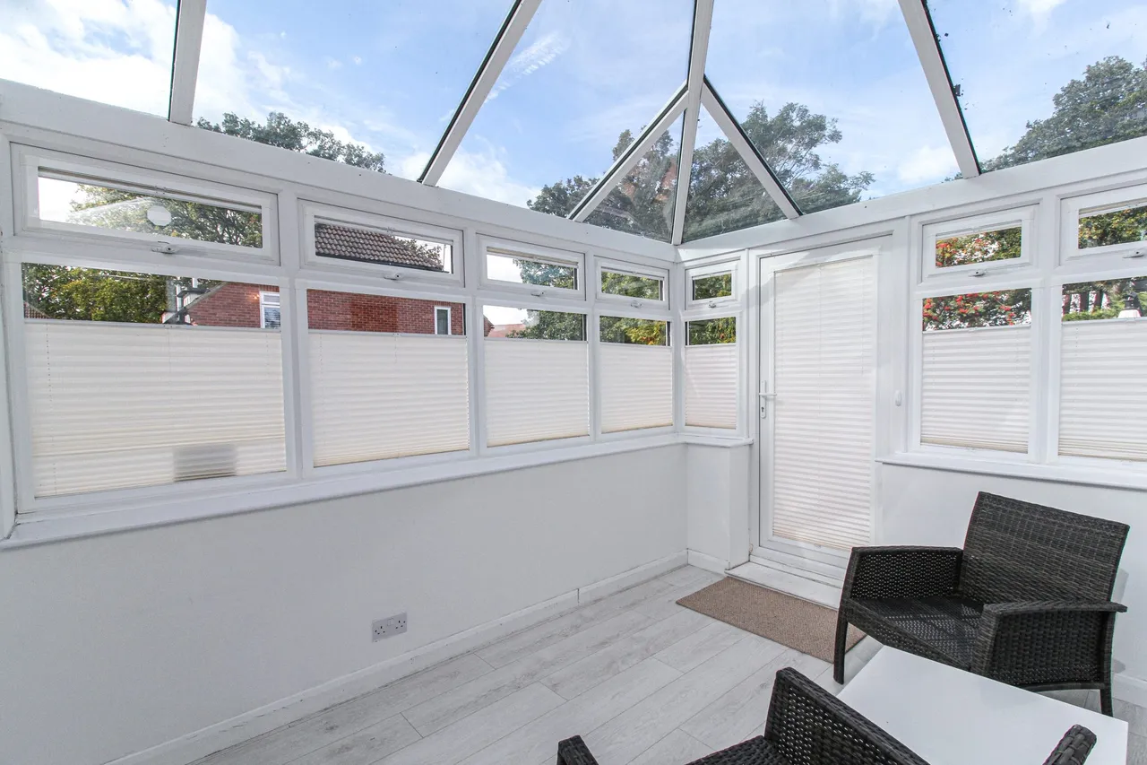 Earlsbourne, Church Crookham, GU52, photo 7