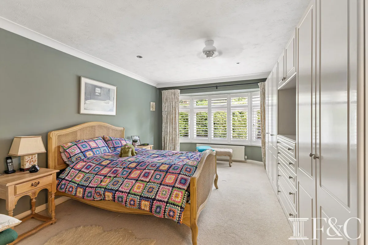 Earleswood, KT11, photo 15