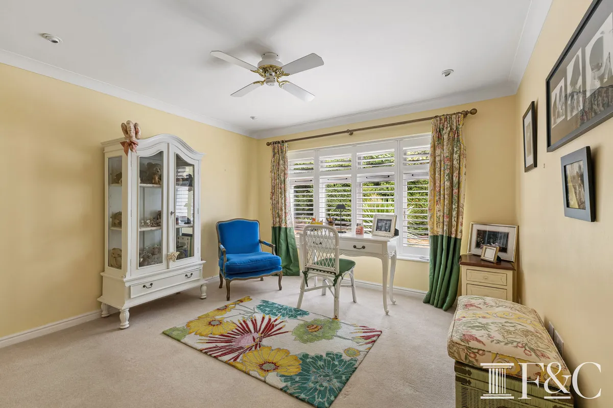 Earleswood, KT11, photo 10