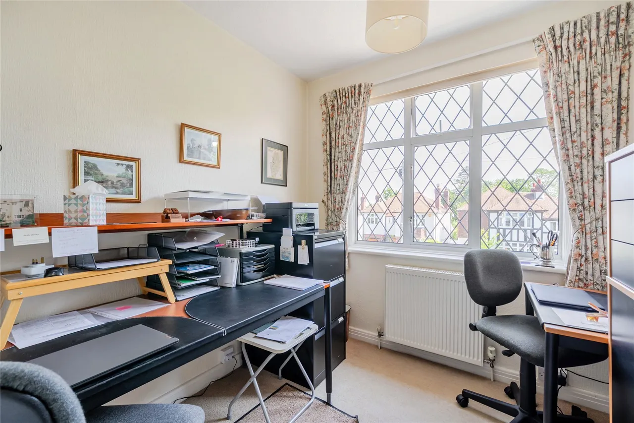 Stambourne Way, West Wickham, BR4, photo 11