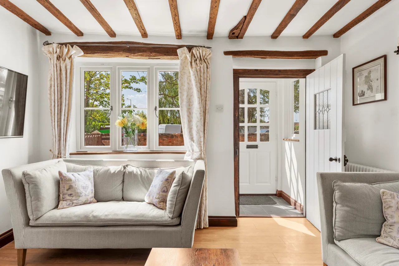 Risborough Road, Stoke Mandeville, HP22, photo 6