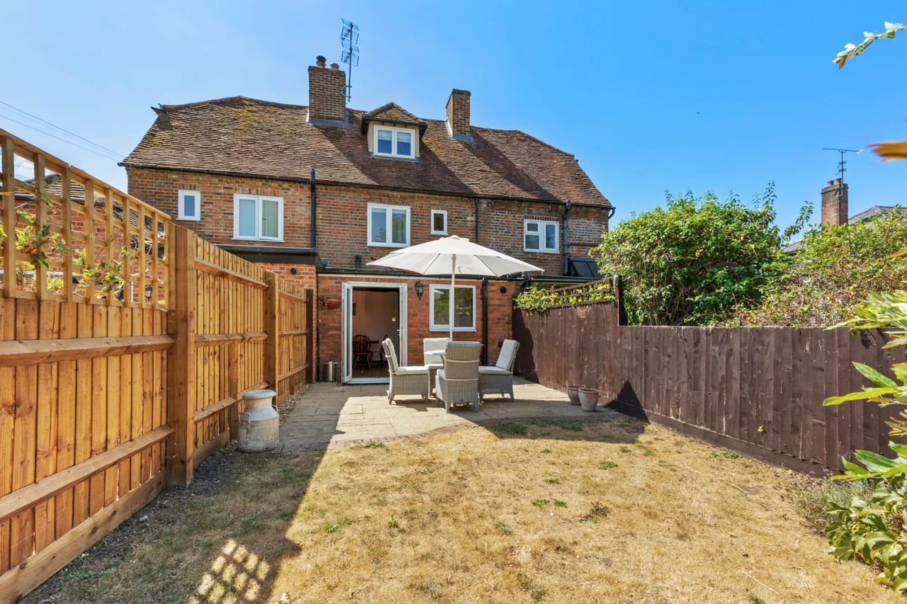 Risborough Road, Stoke Mandeville, HP22, photo 12