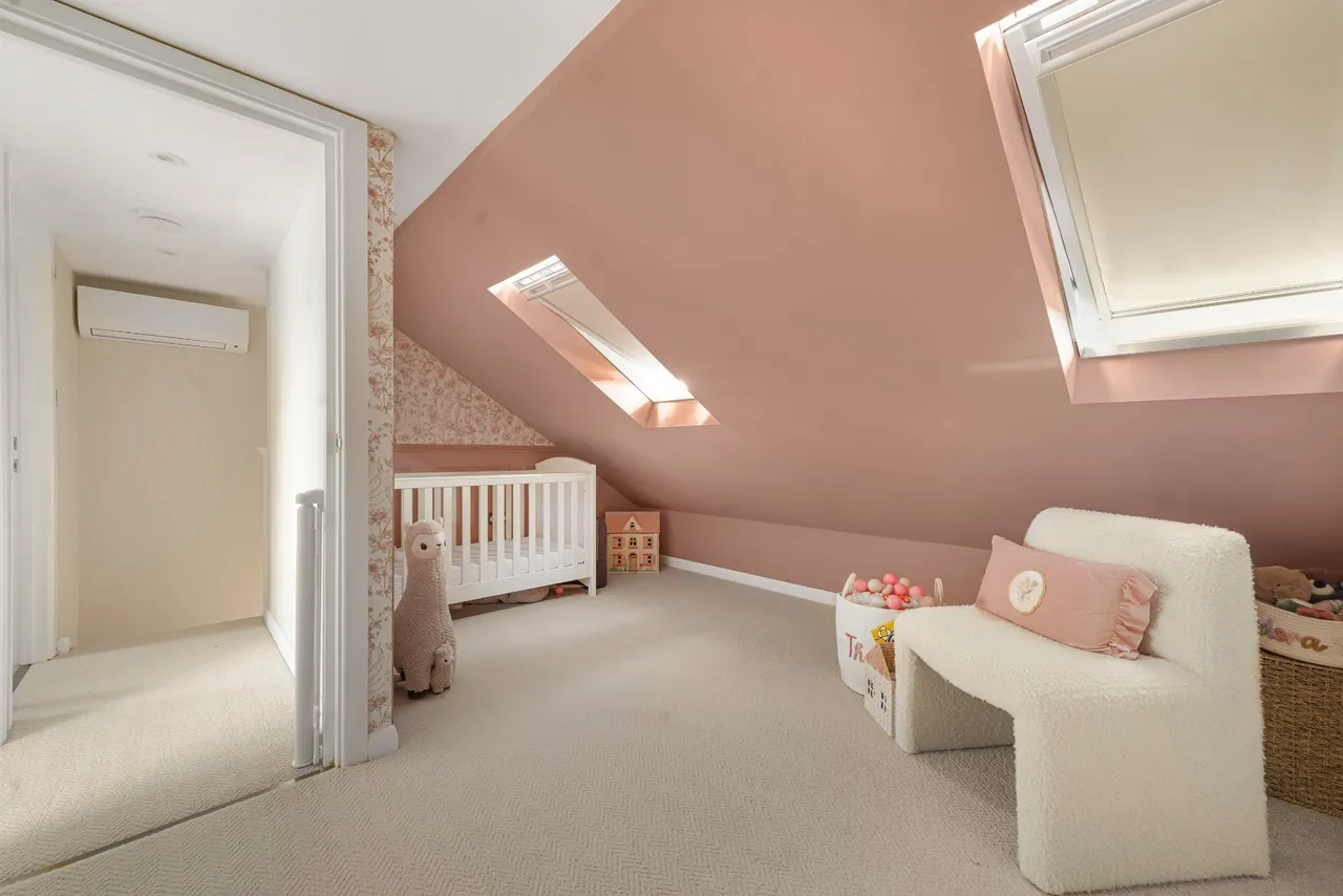 Southwood Road, New Eltham, photo 10