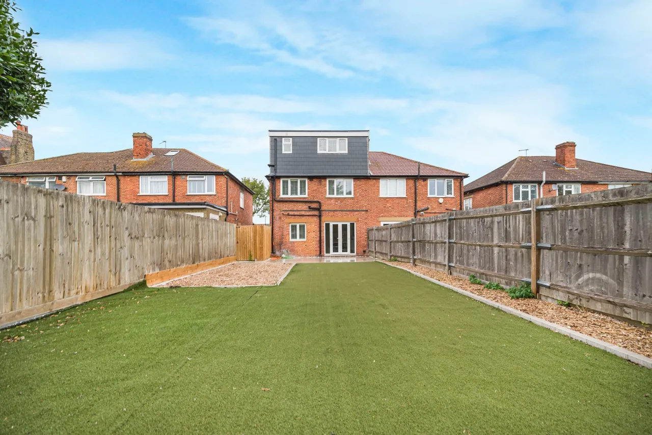 Southwood Road, New Eltham, photo 24