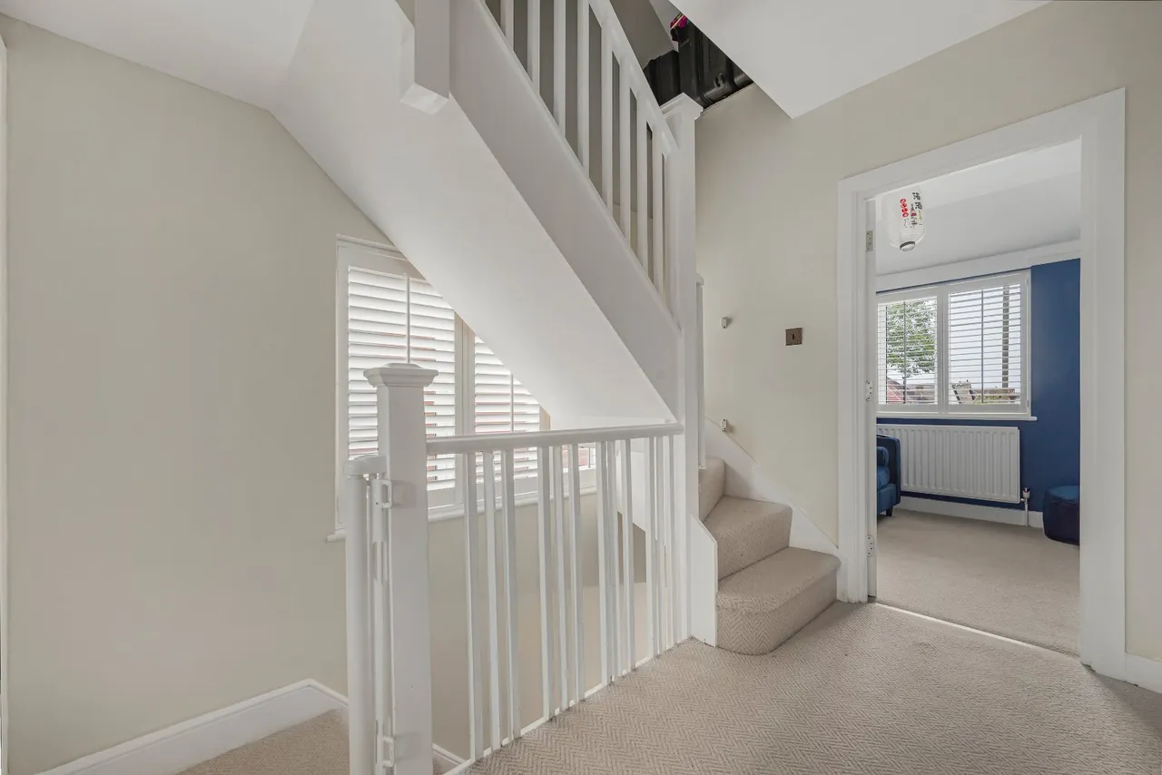 Southwood Road, New Eltham, photo 16