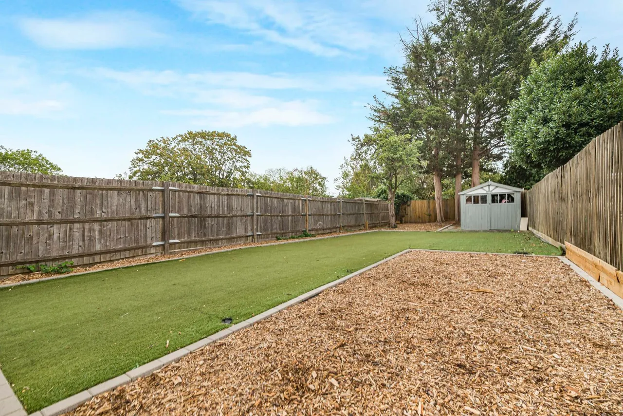 Southwood Road, New Eltham, photo 6