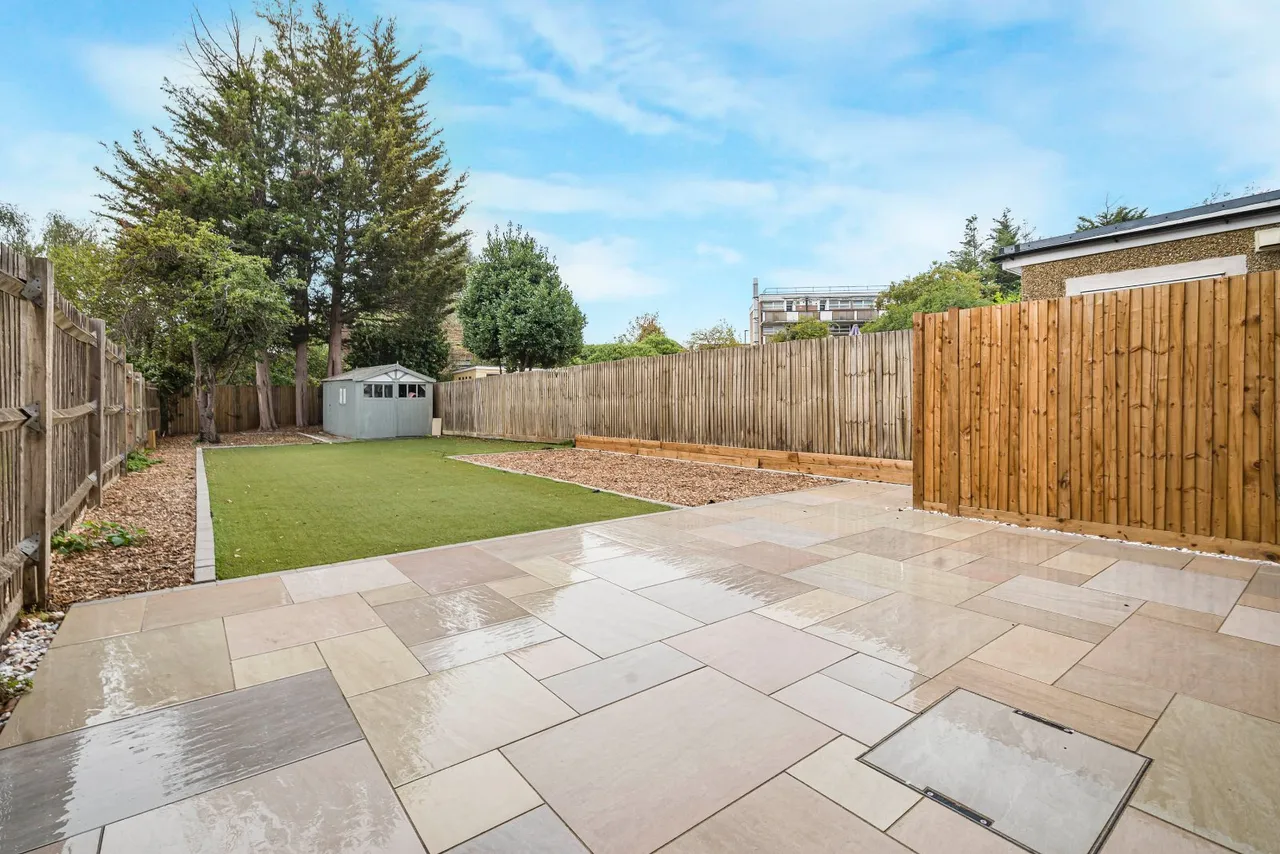 Southwood Road, New Eltham, photo 22
