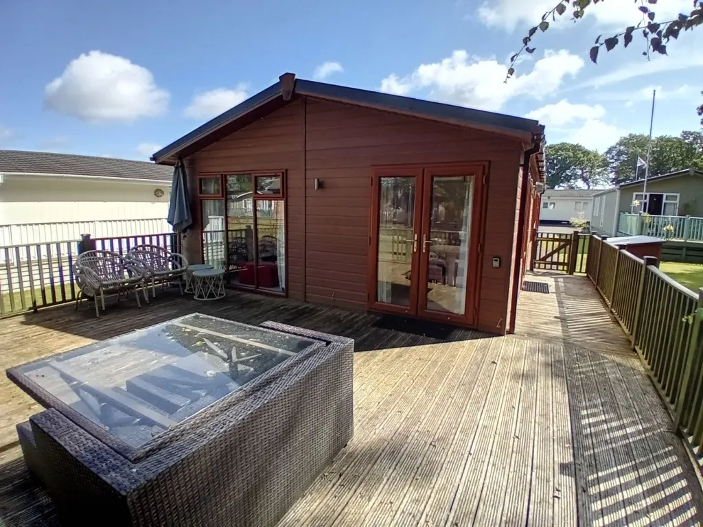 3 bed lodge for sale, Westfield Lane, Hastings