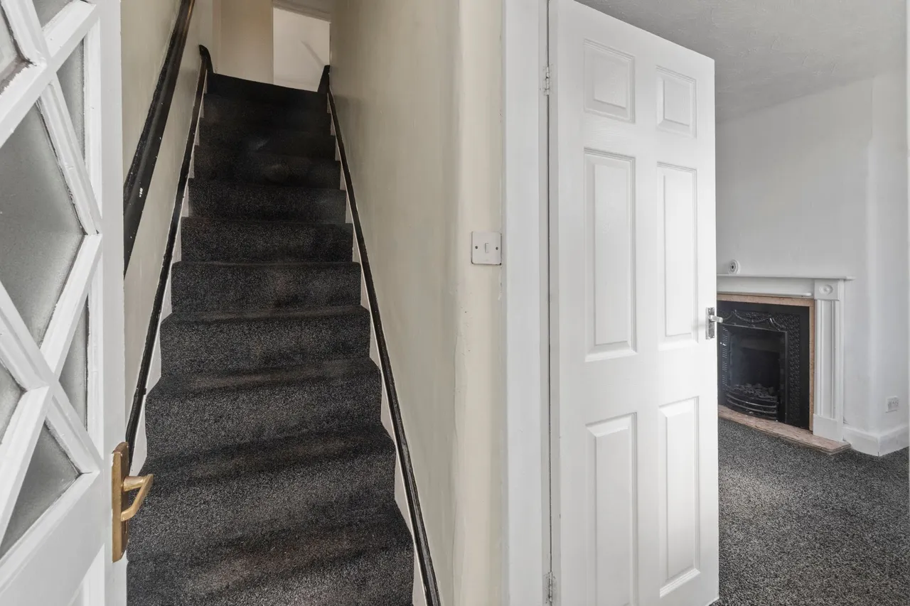 Ivy Road, Woolston, Warrington, Warrington, WA1 4DS, photo 5