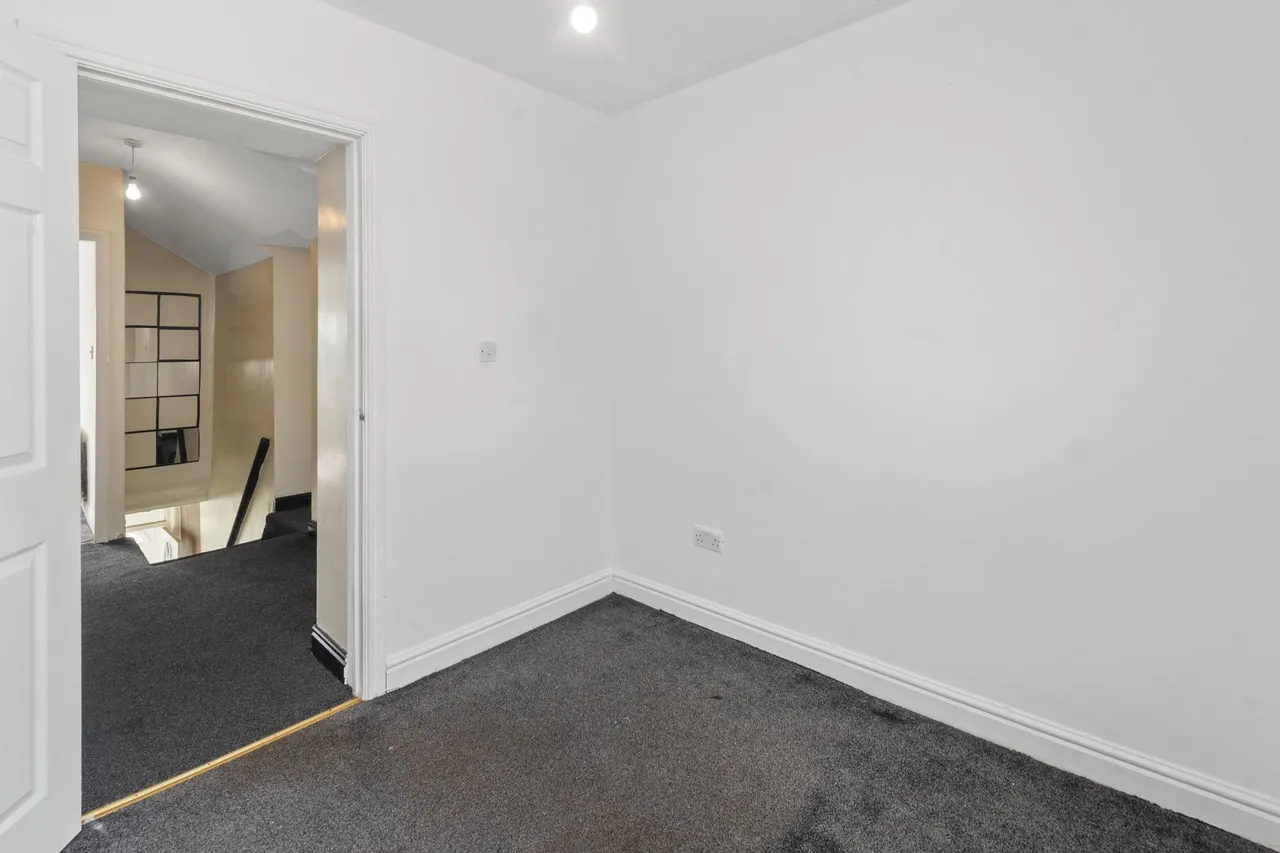 Ivy Road, Woolston, Warrington, Warrington, WA1 4DS, photo 22