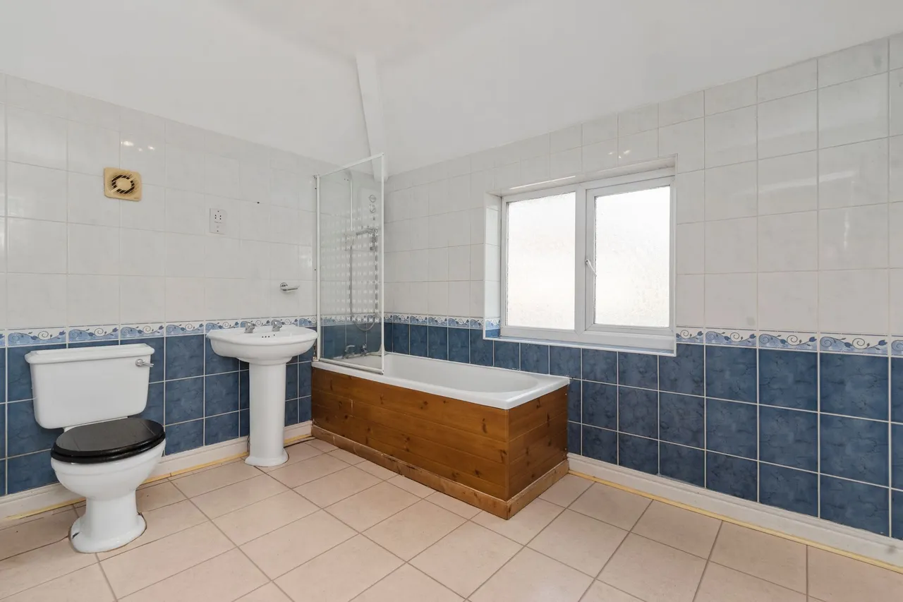 Ivy Road, Woolston, Warrington, Warrington, WA1 4DS, photo 28