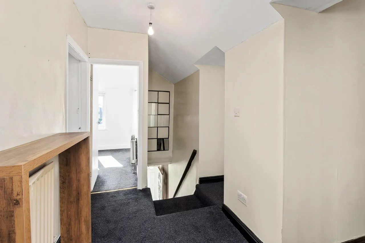 Ivy Road, Woolston, Warrington, Warrington, WA1 4DS, photo 17